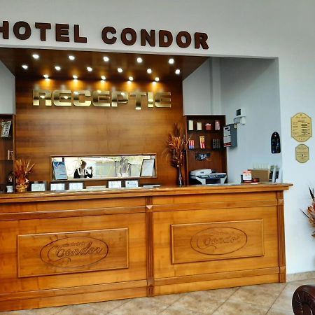 Hotel Condor Оравица Экстерьер фото