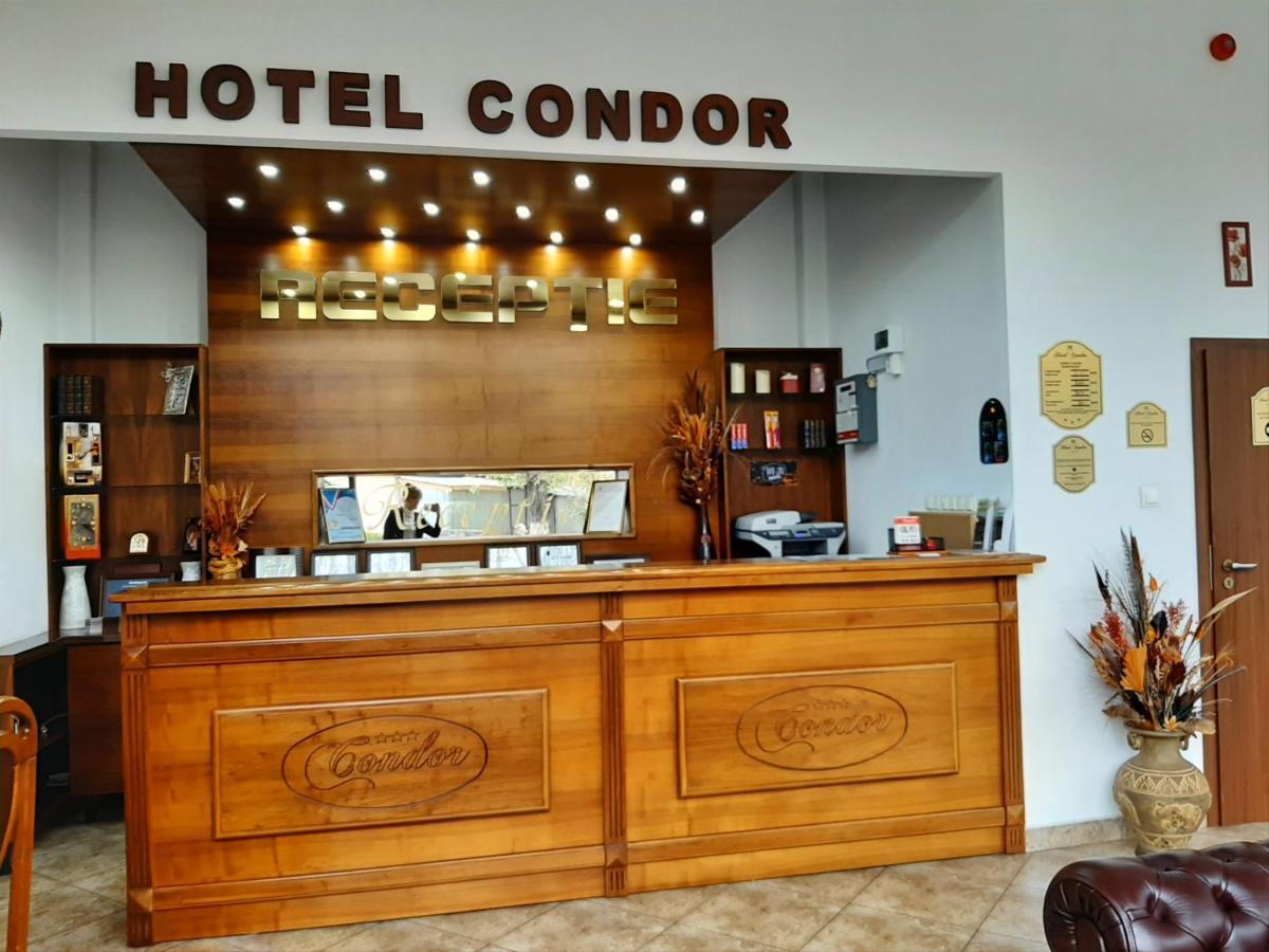 Hotel Condor Оравица Экстерьер фото